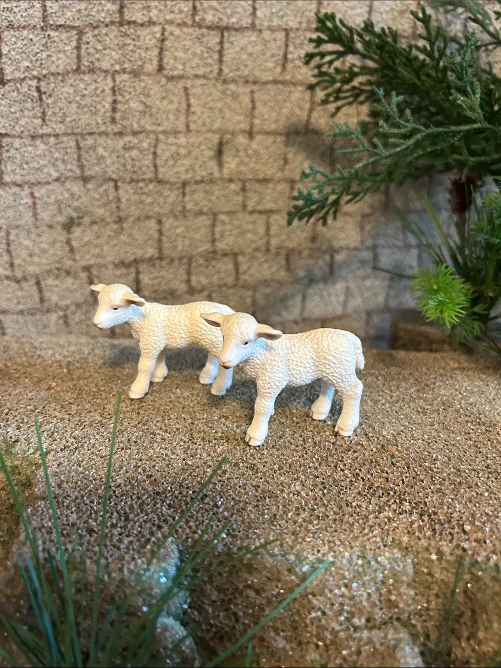 Schleich 13285 retired standing lamb baby sheep  farm animal toy  - Set of 2